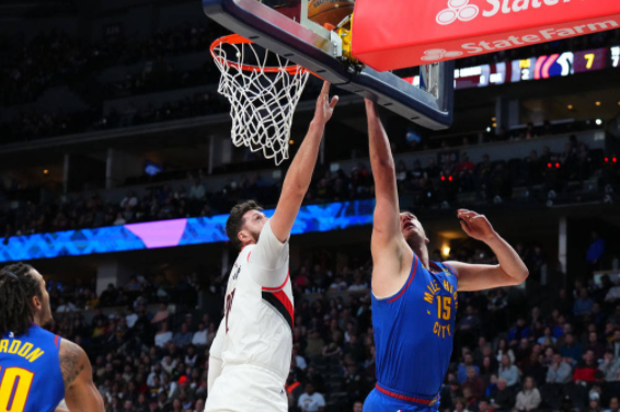 NBA-掘金120-107击败开拓者收获三连胜 约基奇准三双利拉德空砍34分 NBA-掘金120-107击败开拓者收获三连胜 约基奇准三双利拉德空砍34分