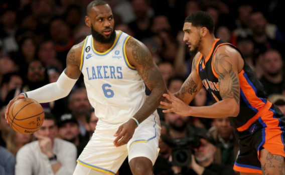 NBA-湖人加时129-123胜尼克斯 詹姆斯28+10+11浓眉27+9 布伦森37分 NBA-湖人加时129-123胜尼克斯 詹姆斯28+10+11浓眉27+9 布伦森37分