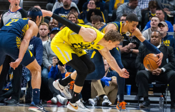 马尔卡宁29+11哈利伯顿空砍30分 步行者117-123不敌爵士遭五连败 马尔卡宁29+11哈利伯顿空砍30分 步行者117-123不敌爵士遭五连败