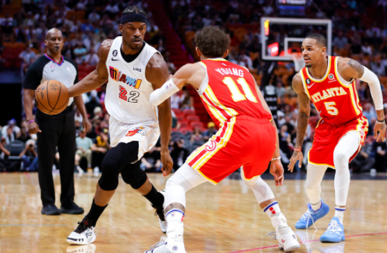 巴特勒26+9+9特雷-杨25分 阿德巴约16+7热火130-128险胜老鹰 巴特勒26+9+9特雷-杨25分 阿德巴约16+7热火130-128险胜老鹰