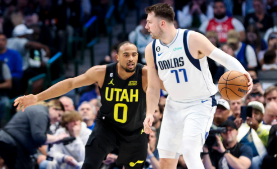 东契奇29+10+6欧文末节轰18分 独行侠120-116送爵士4连败 东契奇29+10+6欧文末节轰18分 独行侠120-116送爵士4连败