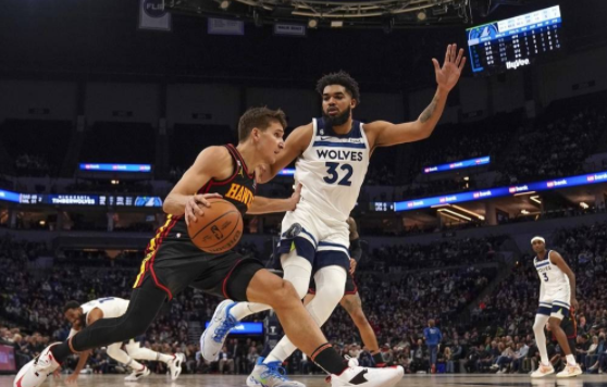 唐斯复出砍22+4献罚球准绝杀 特雷-杨29+8老鹰124-125不敌森林狼 唐斯复出砍22+4献罚球准绝杀 特雷-杨29+8老鹰124-125不敌森林狼