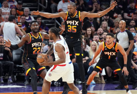 小卡38+5+5 杜兰特27+9+11 布克26分 快船115-110射落太阳取得开门红 小卡38+5+5 杜兰特27+9+11 布克26分 快船115-110射落太阳取得开门红