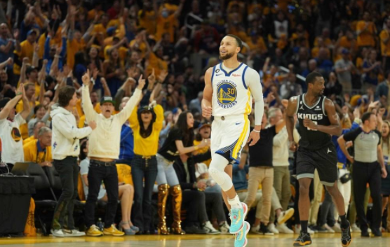 库里32分福克斯38+9+5 巴恩斯失绝杀勇士126-125擒国王2-2 库里32分福克斯38+9+5 巴恩斯失绝杀勇士126-125擒国王2-2