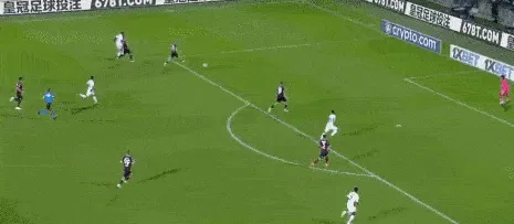 1696107257571860.gif 2.gif