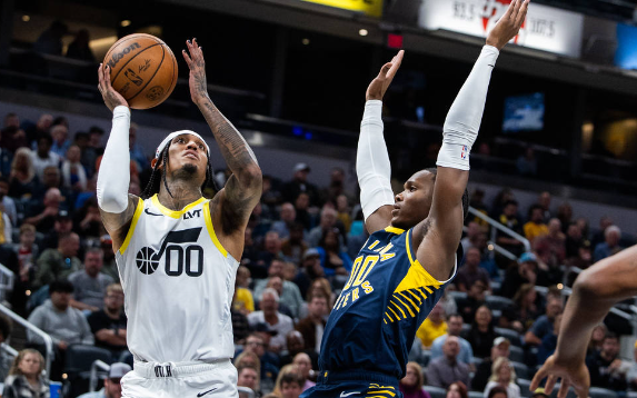 步行者134-118爵士,克拉克森空砍33分 步行者134-118爵士,克拉克森空砍33分