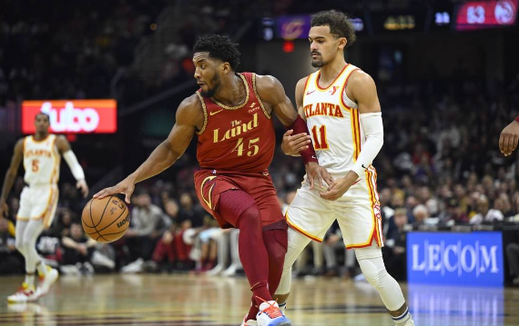 米切尔40+11特雷-杨手感冰凉 莫布里17+19骑士128-105大胜老鹰 米切尔40+11特雷-杨手感冰凉 莫布里17+19骑士128-105大胜老鹰