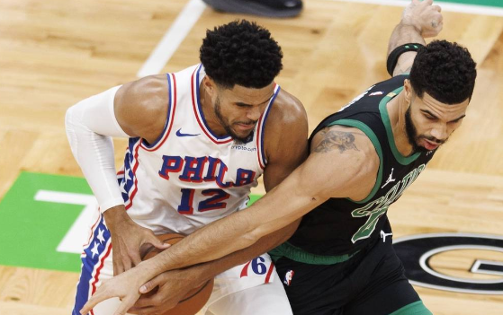 大帝马克西缺阵布朗20分 塔图姆21+7遭驱逐绿军125-119胜76人 大帝马克西缺阵布朗20分 塔图姆21+7遭驱逐绿军125-119胜76人