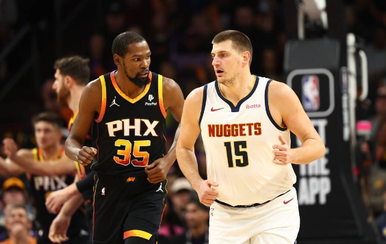 杜兰特30分下半场失准 约基奇21+16掘金119-111力克太阳取4连胜 杜兰特30分下半场失准 约基奇21+16掘金119-111力克太阳取4连胜