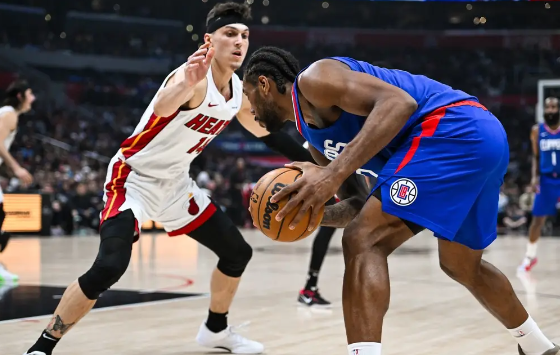 小卡复出24分乔治23分 哈登两双快船121-104浇灭热火迎3连胜 小卡复出24分乔治23分 哈登两双快船121-104浇灭热火迎3连胜