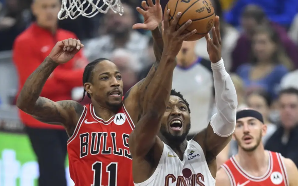 米切尔34+7 武切维奇17+10 骑士109-91轻取公牛迎5连胜 米切尔34+7 武切维奇17+10 骑士109-91轻取公牛迎5连胜