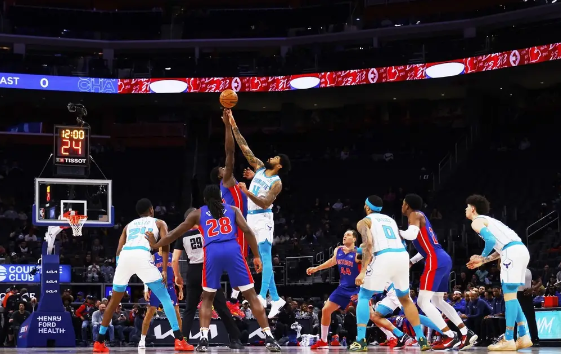 赛季第5胜!波格丹砍34分三球仅17+7 活塞113-106赛季双杀黄蜂 赛季第5胜!波格丹砍34分三球仅17+7 活塞113-106赛季双杀黄蜂