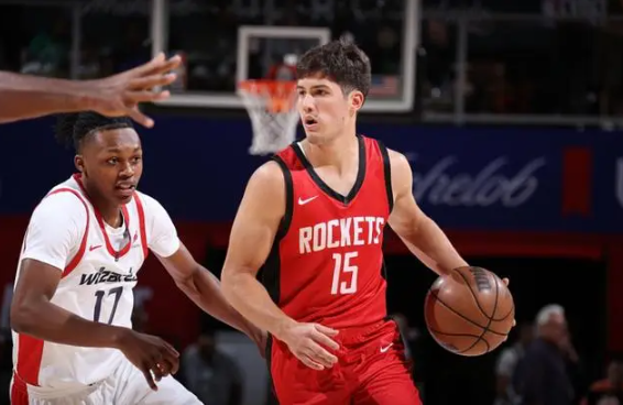 NBA夏联-谢泼德完胜榜眼！轰22+6+7+5断太闪耀，白魔6次扣篮25分降维打击 