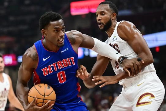 米切尔19+5 康宁汉姆33+6+9失误 骑士113-101击败活塞