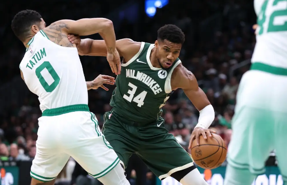 字母哥利拉德均30+ 布朗30+6凯尔特人胜雄鹿豪取4连胜 字母哥利拉德均30+ 布朗30+6凯尔特人胜雄鹿豪取4连胜