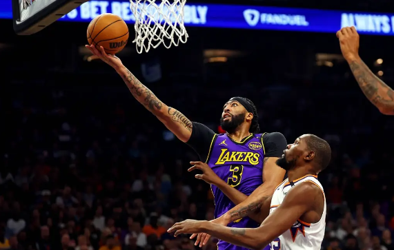 杜兰特30+8 布克33分 浓眉29+15 太阳主场复仇送湖人赛季首败 杜兰特30+8 布克33分 浓眉29+15 太阳主场复仇送湖人赛季首败