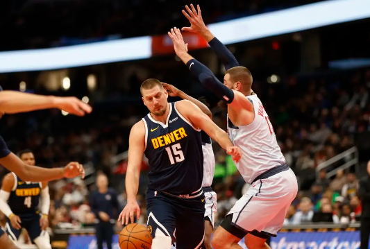 普尔化身后羿射9记三分 约基奇生涯新高56分 奇才终止16连败