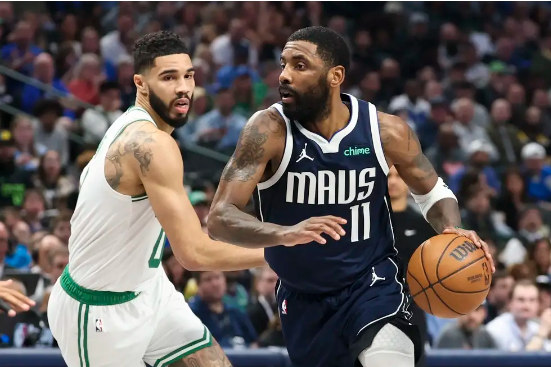 双探花合砍45分 欧文22+5 绿军首发五虎皆15+战胜独行侠