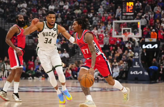 火箭登限时返场砍40+5+9 鲍威尔33+6 字母哥36+13 快船擒雄鹿 火箭登限时返场砍40+5+9 鲍威尔33+6 字母哥36+13 快船擒雄鹿