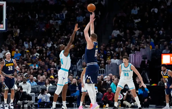 约老师29+17+9小桥36分 威少复出掘金129-115胜黄蜂豪取9连胜