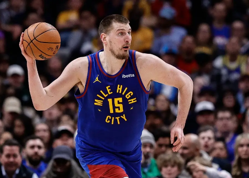 约基奇22+15+6 威少25分 德罗赞35+6 掘金逆转终结国王4连胜