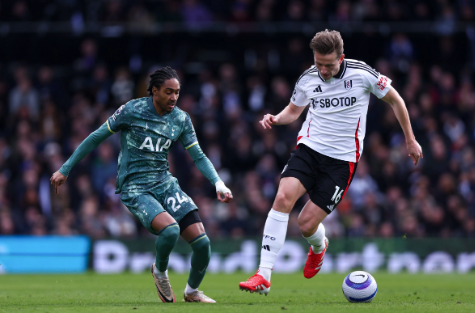 英超-富勒姆2-0战胜热刺，穆尼兹破门塞塞尼翁弑旧主