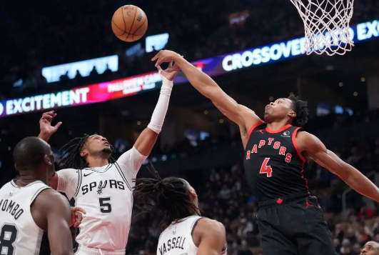 瓦塞尔25+6 巴恩斯22+6+6 马刺34分大胜猛龙近5战4胜