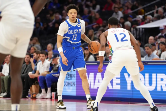 字母哥35分17板20助 博纳新高28分 雄鹿送76人10连败