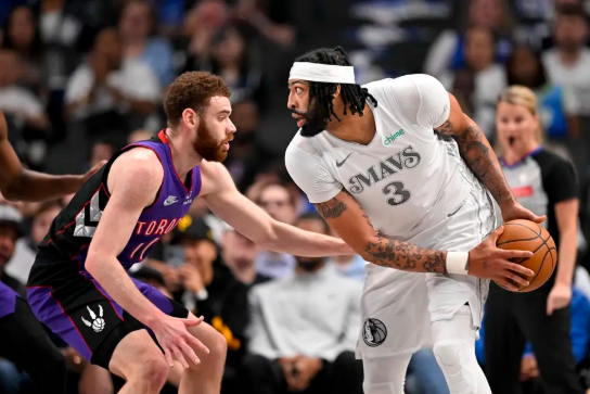 浓眉哥23+13+10+7帽 巴恩斯26+9 独行侠轻取猛龙结束3连败