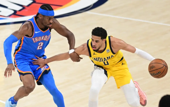 雷霆抢七力克步行者夺俄城首冠！亚历山大29+12 哈利伯顿伤退